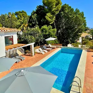 villa-santa-fe-de-los-boliches.1costadelsol.com/